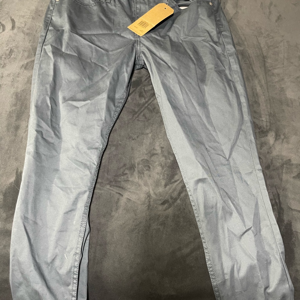 Grey/blue Levi pants